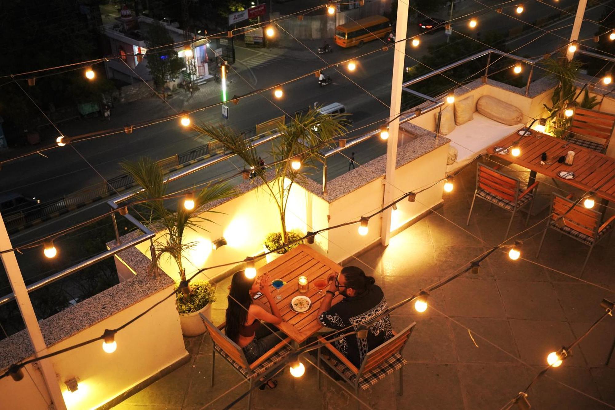 Hotel Wonder Cliff Udaipur Exterior photo