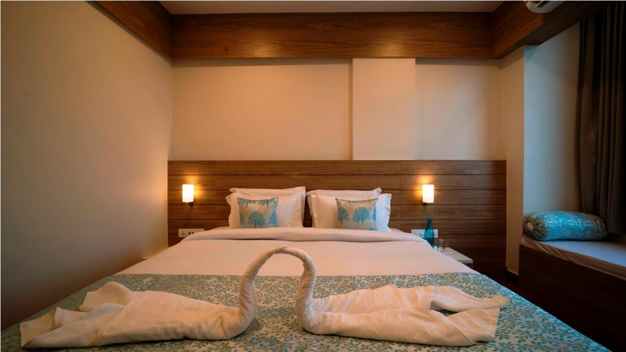 Hotel Wonder Cliff Udaipur Exterior photo