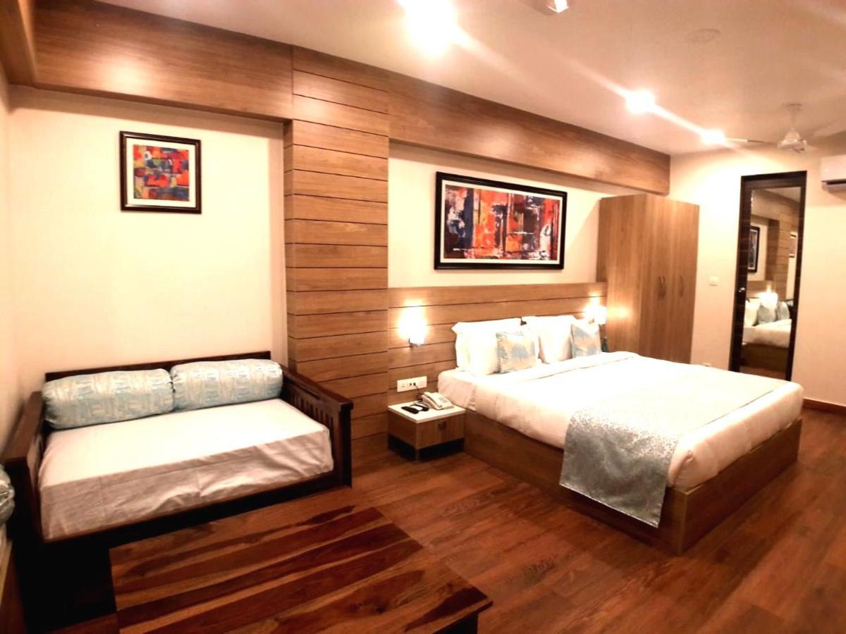 Hotel Wonder Cliff Udaipur Exterior photo